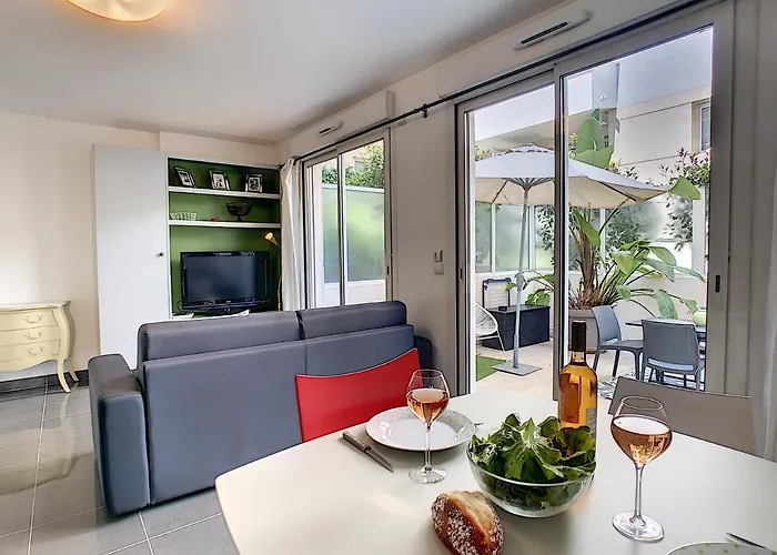 Nestor&jeeves - Berlioz Patio - - Residential Area - Patio 20m Lägenhet Nice